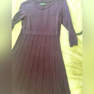 Black Label by Evan Picone Deep plum purple sweater dress Size Large
Black Label